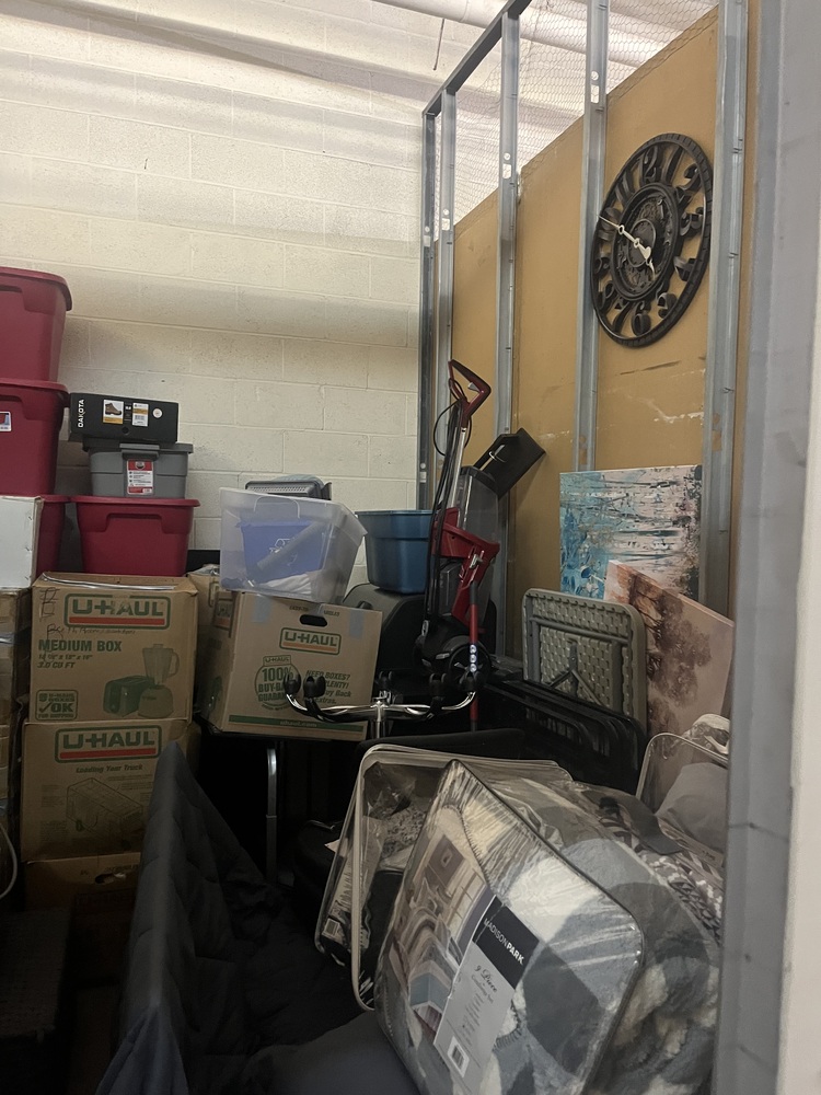 L008 - Access Storage - 71 Rosedale Ave -   auction IB-2636 10