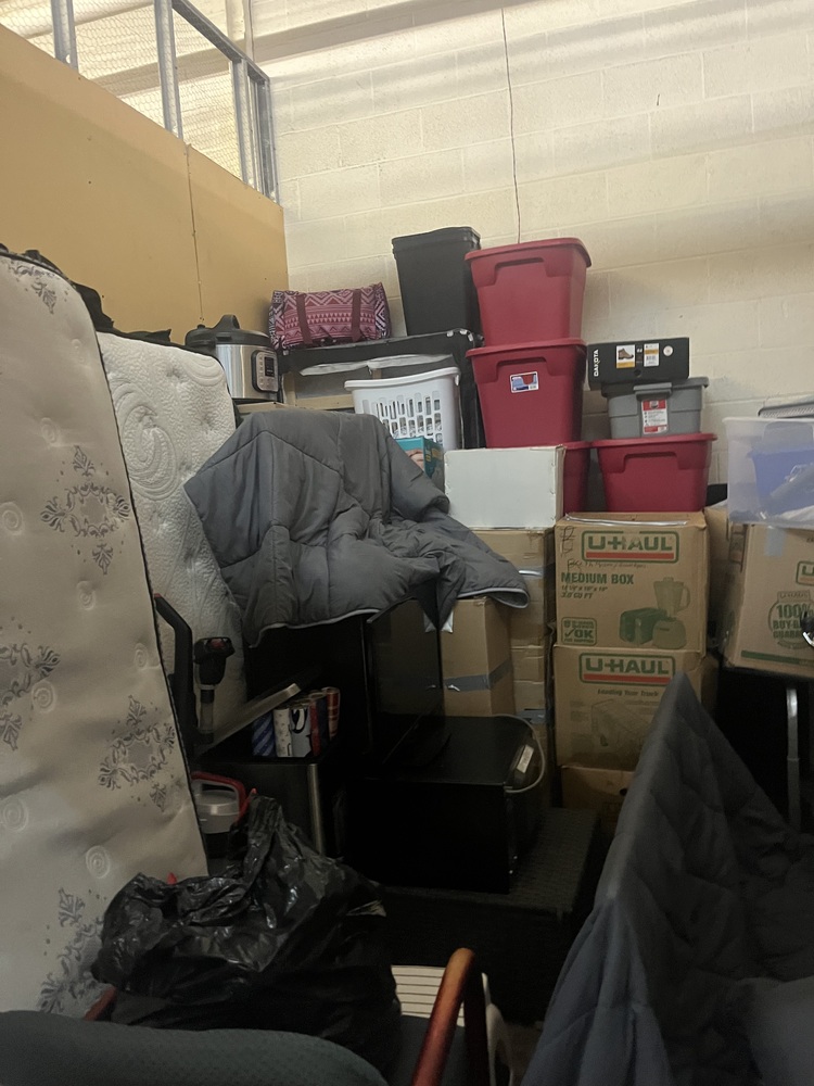 L008 - Access Storage - 71 Rosedale Ave -   auction IB-2636 30