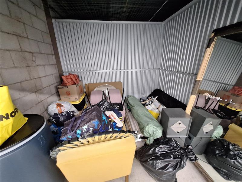 L266-Access Storage- 4590 Dufferin Street  auction IB-9720 10