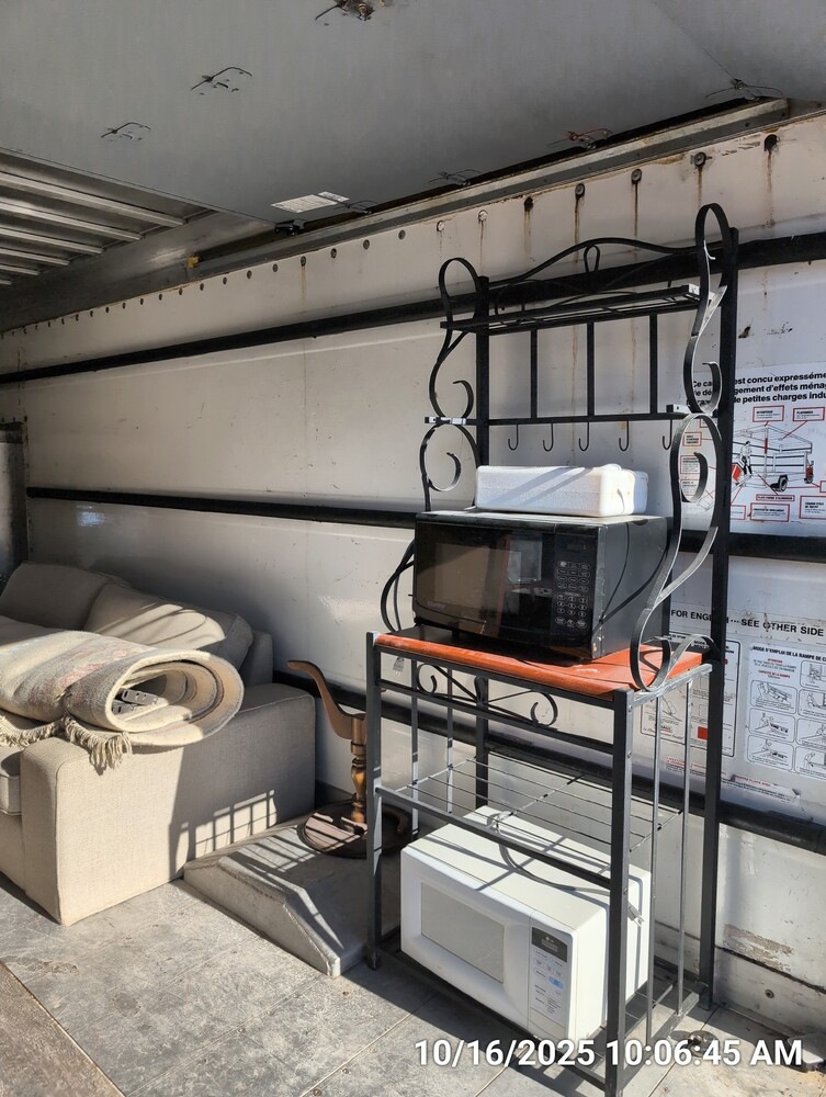 Storage of Aldershot  auction IB-2209 20