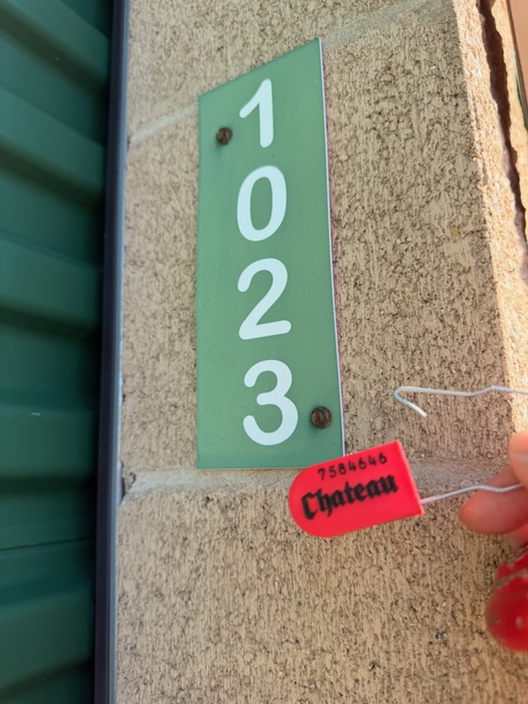 1-800-Self-Storage.com of  Melvindale, Michigan  auction IB-6201 20