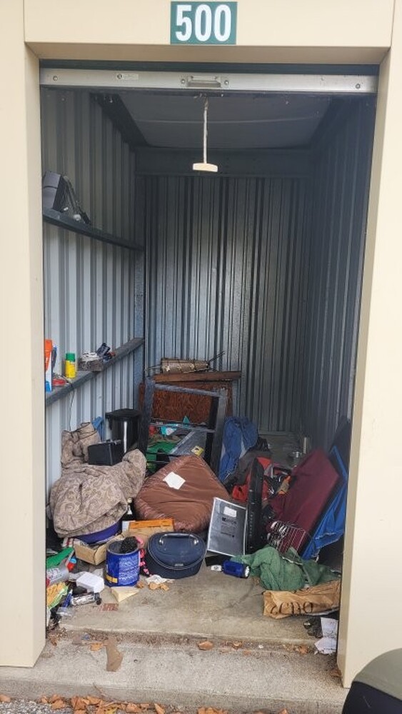 L174 - Access Storage - 301 Front St - Point Edward -   auction IB-7024