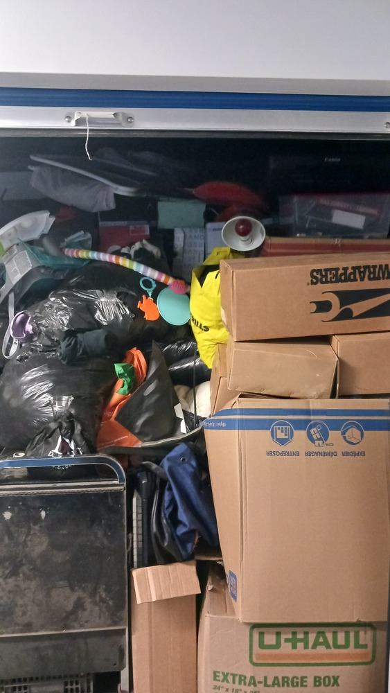 L257 -  Access Storage -  675 Queen St  auction IB-8323