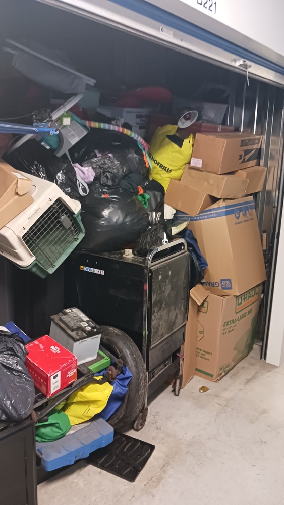 L257 -  Access Storage -  675 Queen St  auction IB-8323 30