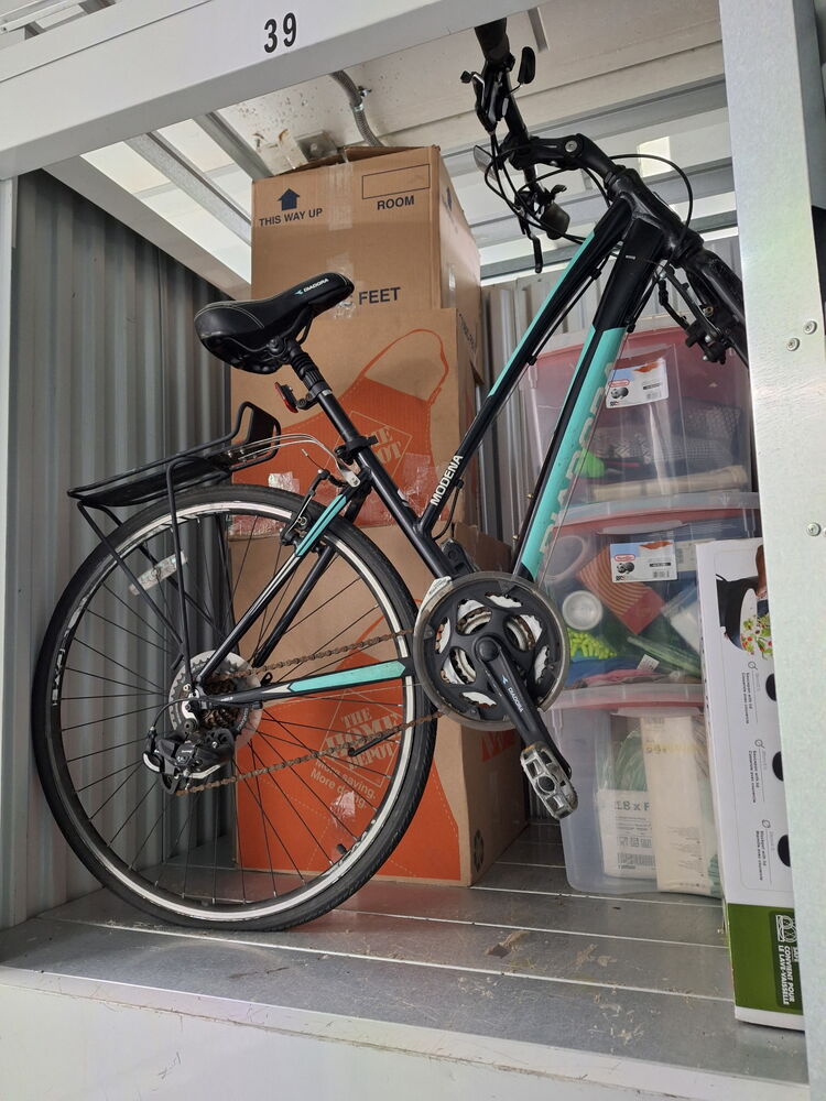 Vault Valet Storage  auction IB-1257