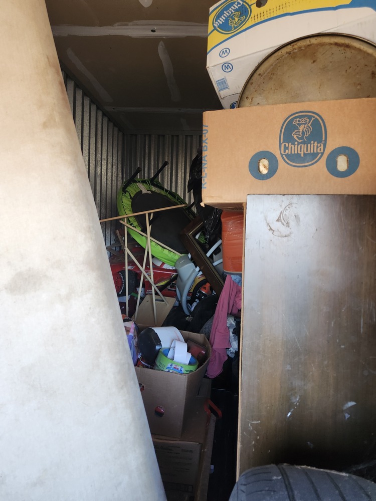 Space at Hand Paris  auction IB-9814