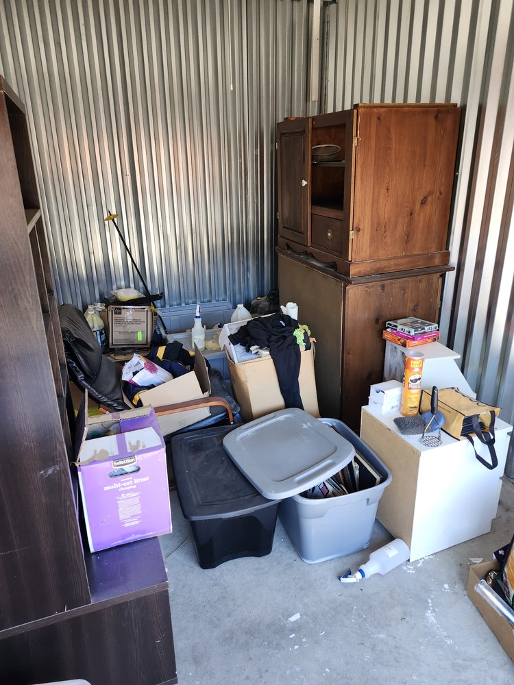 Space at Hand Paris  auction IB-5735 30