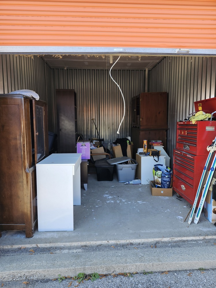 Space at Hand Paris  auction IB-5735 50