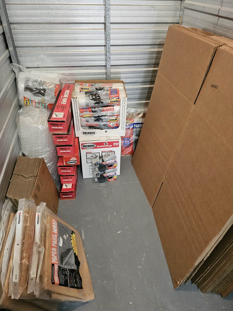 3035 - StorageMart Belleville  auction IB-7068 40