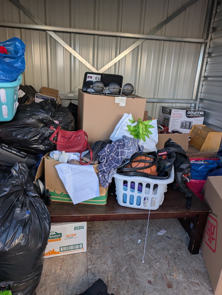 2570 - StorageMart  Westside Dr W  auction IB-7906 20