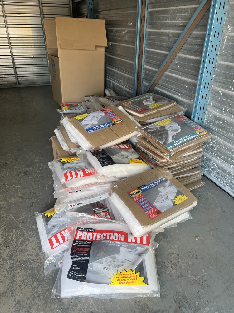 3106 - StorageMart St-Hubert  auction IB-3894 70