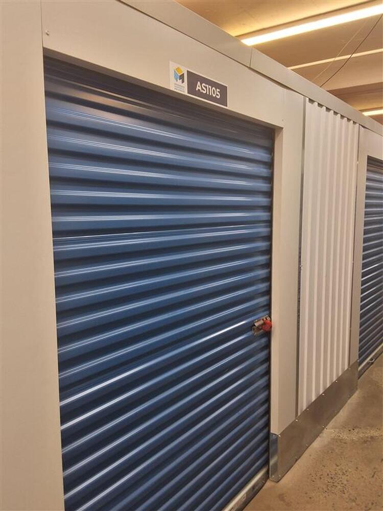 Montreal Mini-Storage - Hochelaga  auction IB-9729