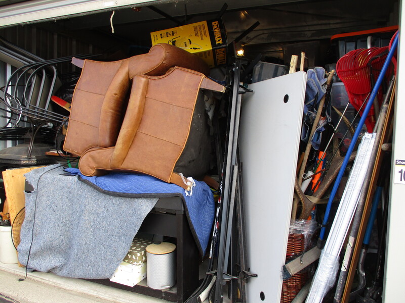 3201 -StorageMart  Hwy 11 & Clarence Ave S   auction IB-7676 30