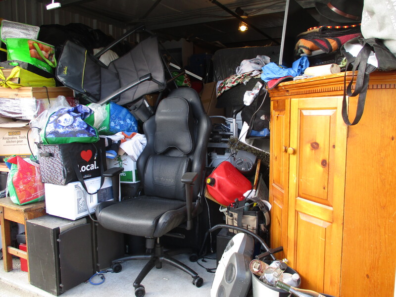 3201 -StorageMart  Hwy 11 & Clarence Ave S   auction IB-7676 50