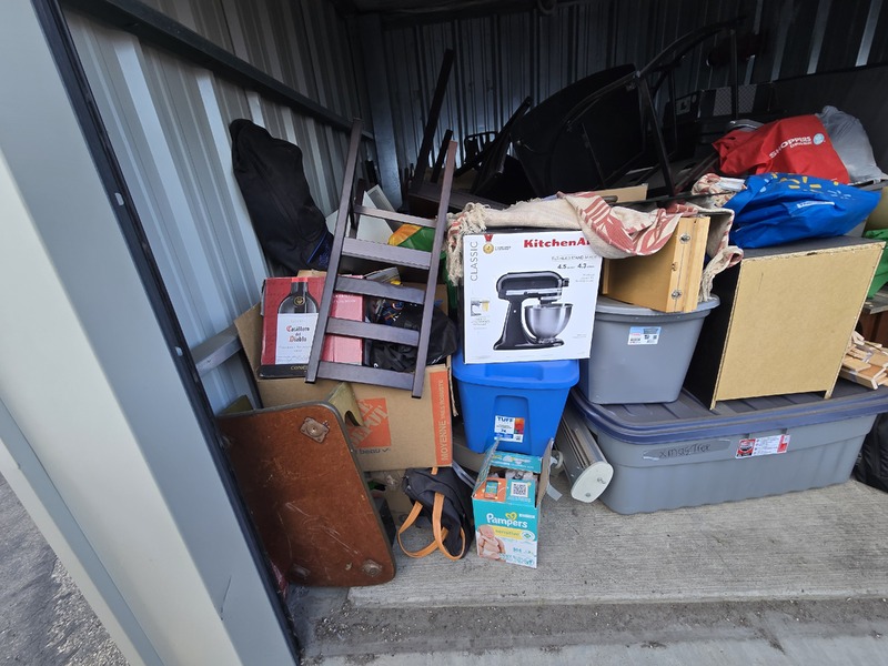 3304 - StorageMart 40th Street  auction IB-7311