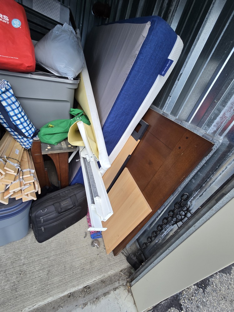 3304 - StorageMart 40th Street  auction IB-7311 60