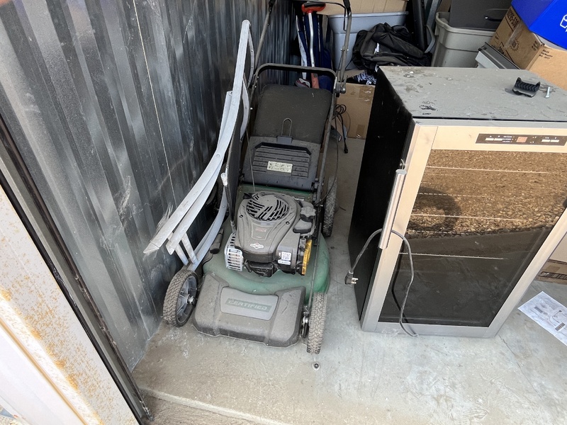 Main Yard  auction IB-2478 40