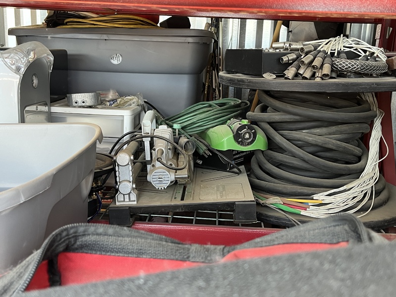 Main Yard  auction IB-6667 50