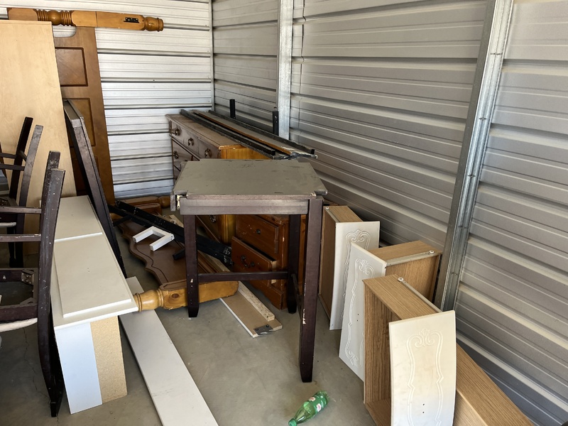 Main Yard  auction IB-3933 10