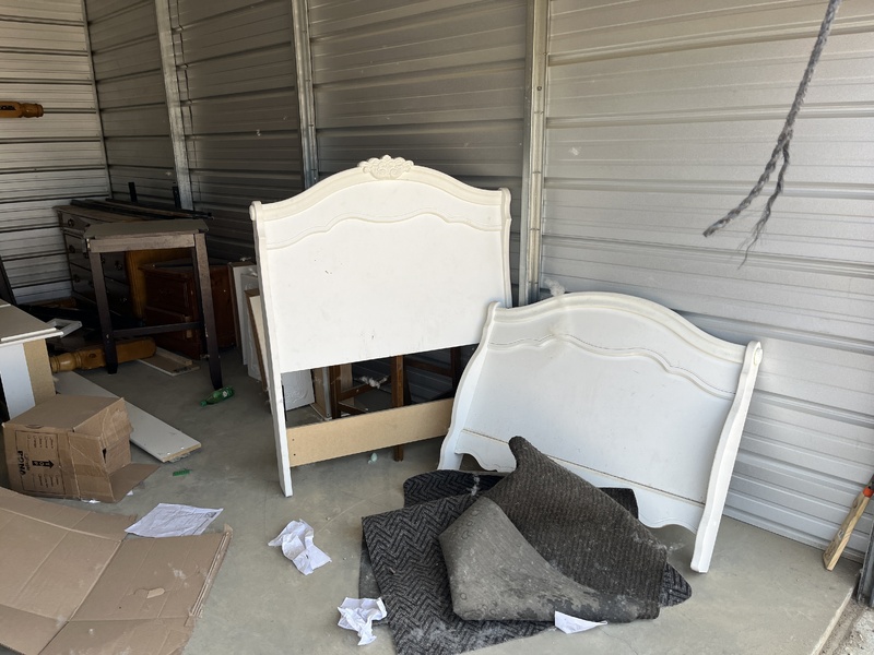 Main Yard  auction IB-3933 20