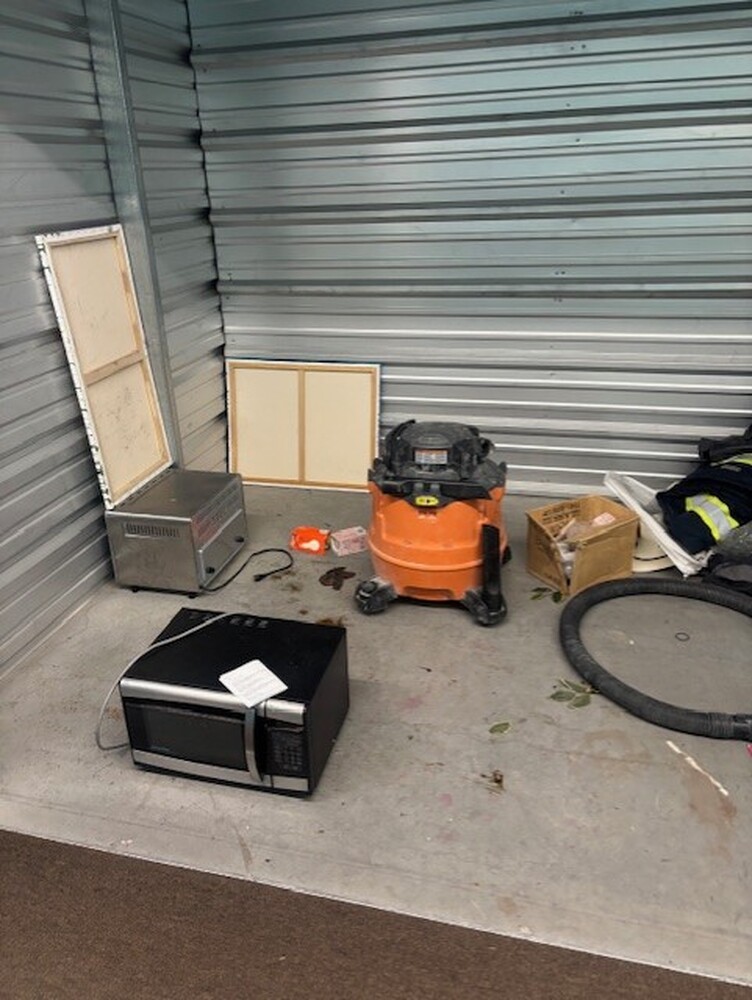 3308 - StorageMart Blackfoot and 42nd  auction IB-9222 10