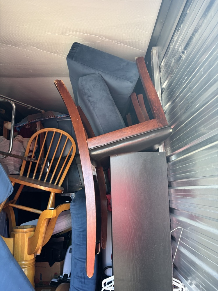 L187 - Access Storage - 679 Prospect Blvd -  Midland -   auction IB-8614