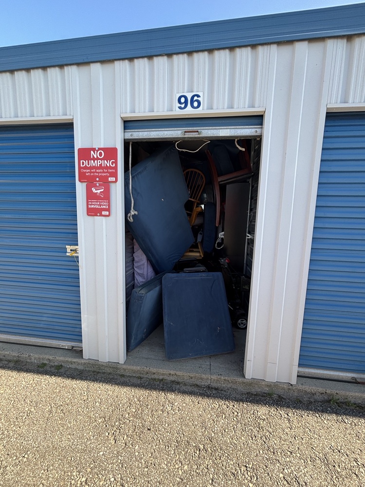 L187 - Access Storage - 679 Prospect Blvd -  Midland -   auction IB-8614 10