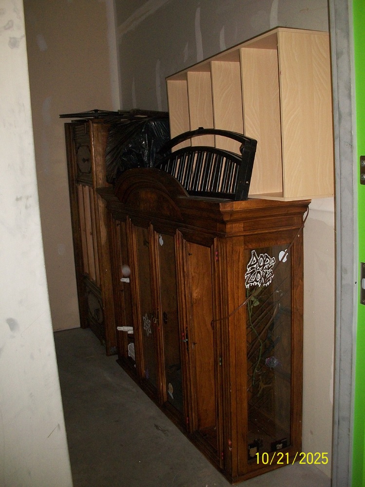 3203 - StorageMart Ring Rd & Mc Donald    auction IB-4024 10