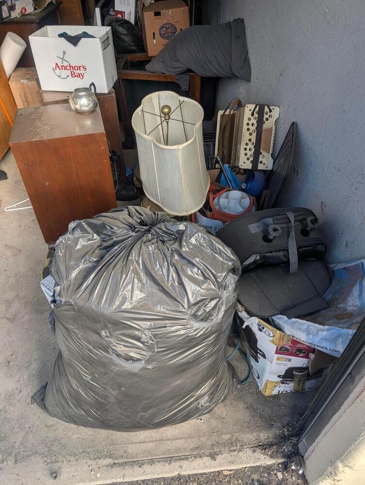 3310 - StorageMart Yellowhead Hwy & Winterburn  auction IB-1961 50