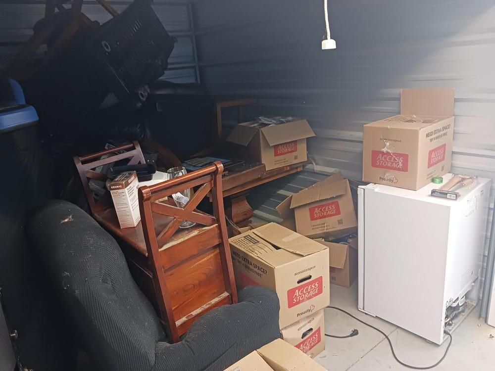 L009 - Access Storage - 1545 Victoria St.N. -   auction IB-1066 10