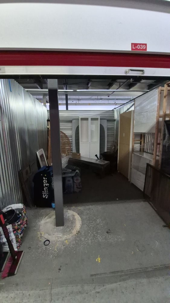 XYZ Storage - Laird  auction IB-4339