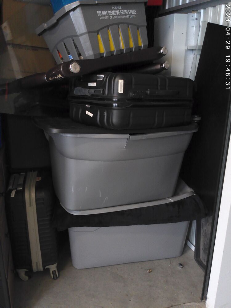 3401 - StorageMart SE Marine Dr & Knight St  auction IB-6629 30