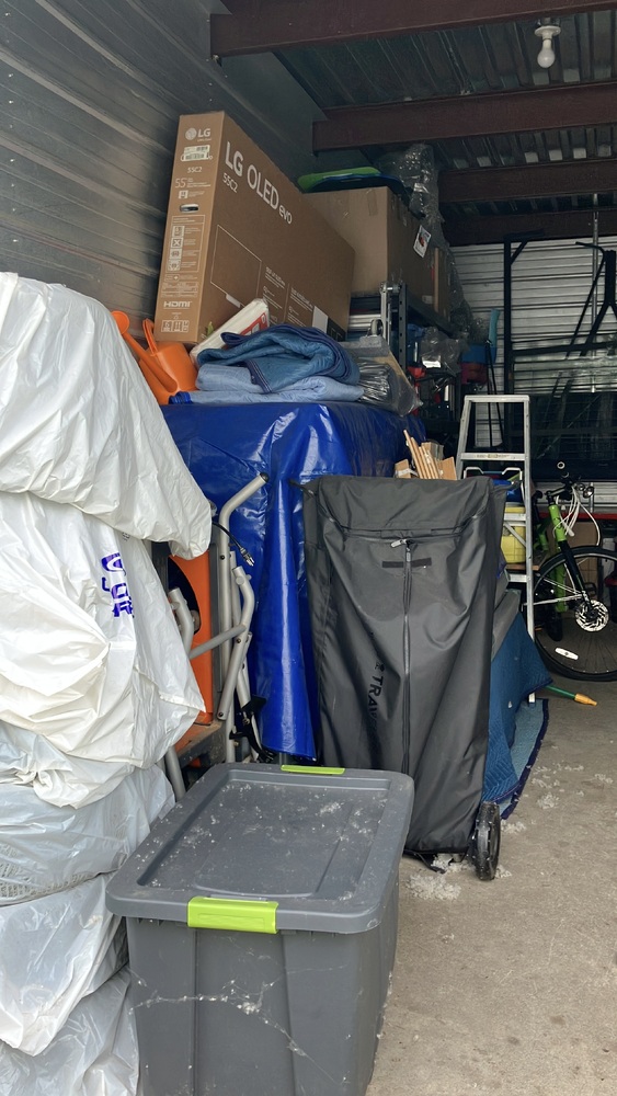 Advanced Self Storage  - North Vancouver  auction IB-7755 30