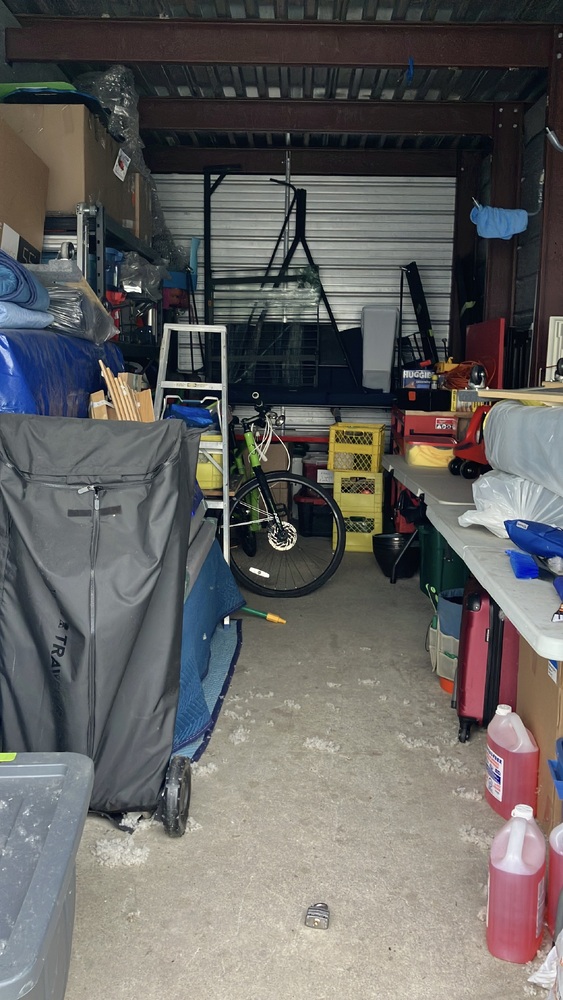 Advanced Self Storage  - North Vancouver  auction IB-7755 50