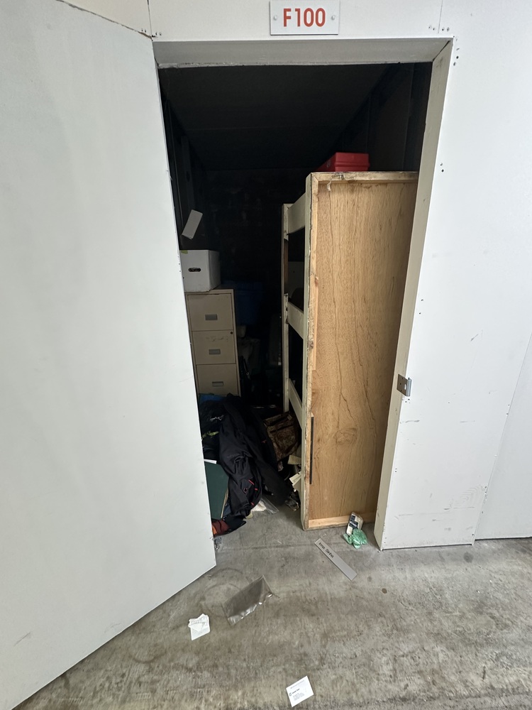 Public Storage P0007 - Arrow Rd  auction IB-1309