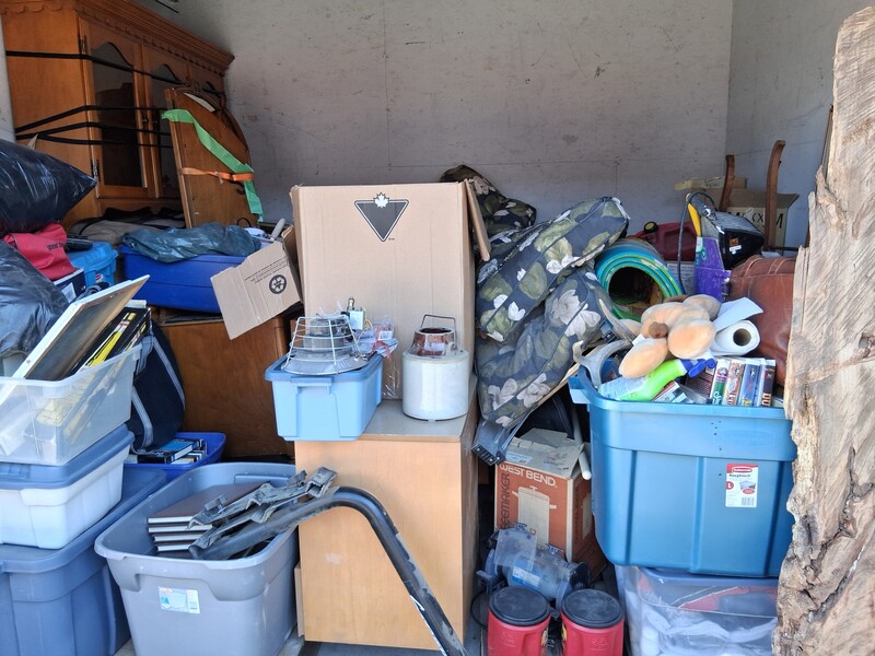 3302 -StorageMart  5th Street SW  auction IB-5517 10