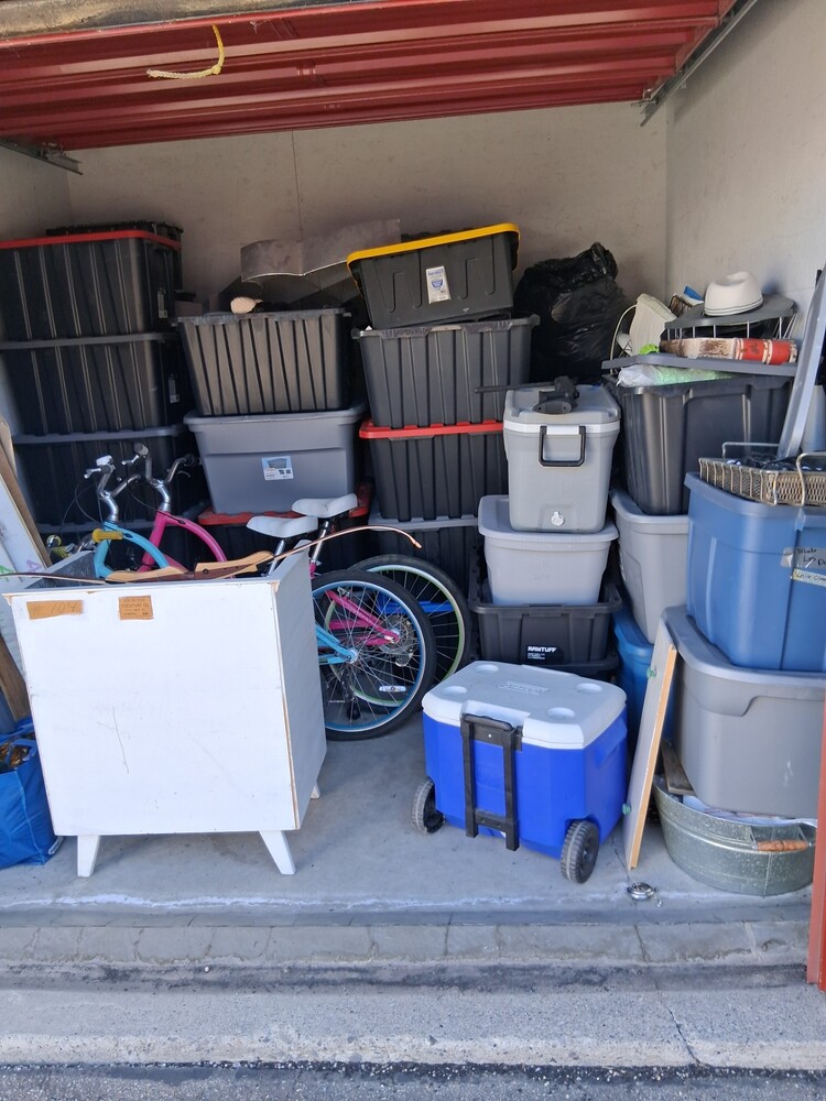 3302 -StorageMart  5th Street SW  auction IB-7997 10