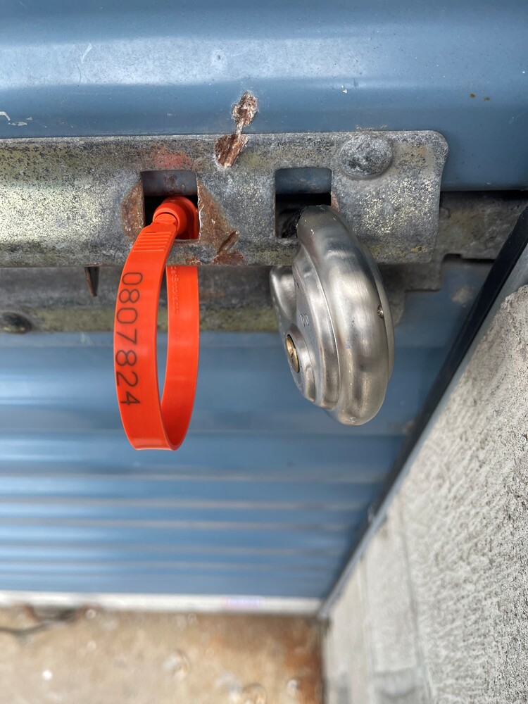 Self Stor - Toronto East  auction IB-3919