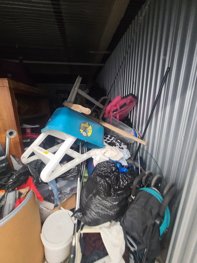 3013 - StorageMart Todd Baylis Blvd Toronto  auction IB-7829