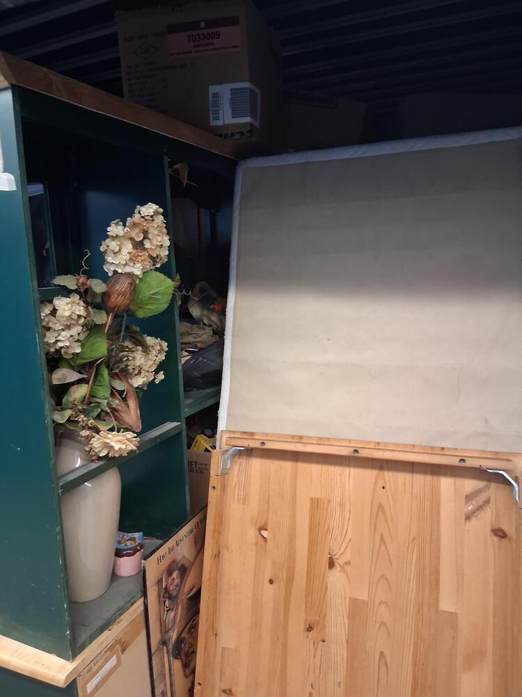 L042 - Access Storage - 3105 Kingsway East -   auction IB-2952