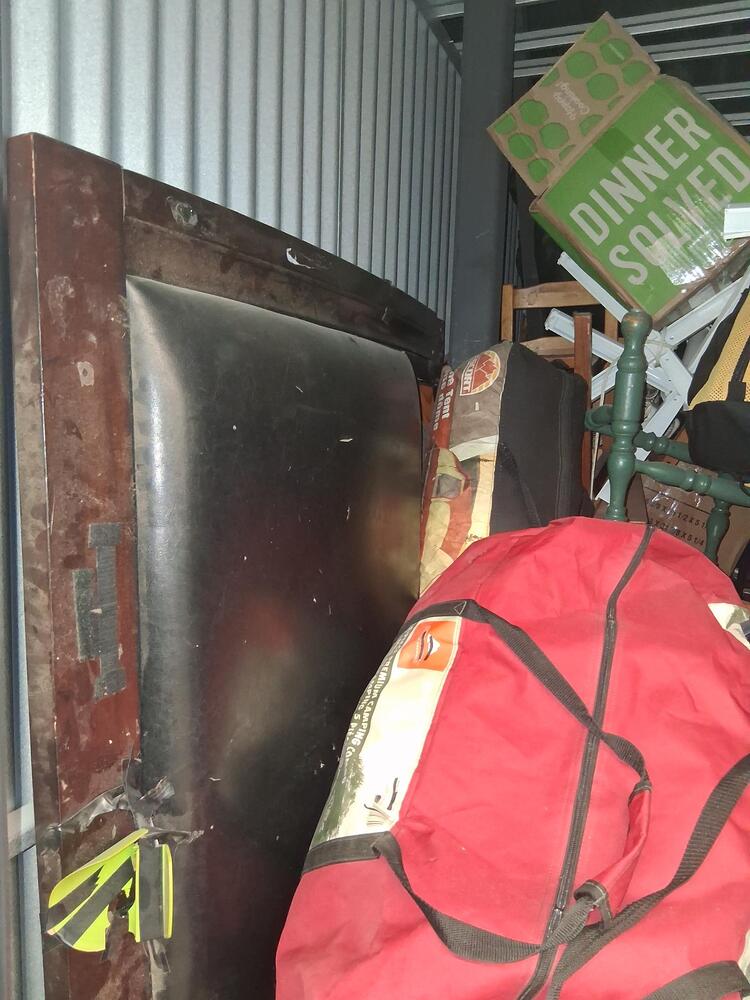 L042 - Access Storage - 3105 Kingsway East -   auction IB-2952 90