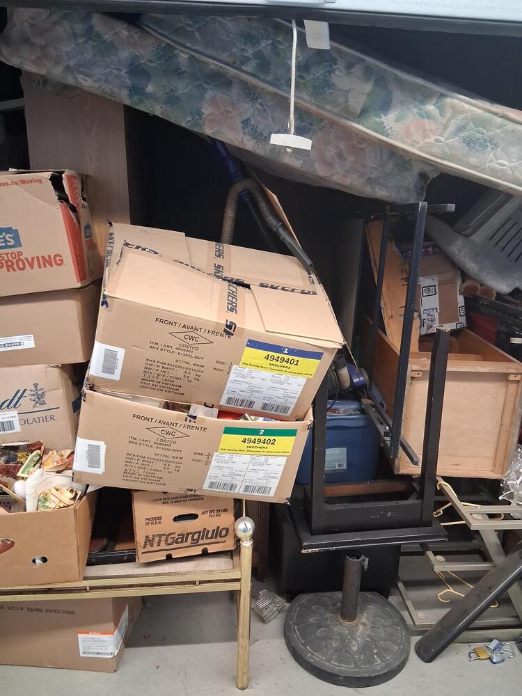 L042 - Access Storage - 3105 Kingsway East -   auction IB-2952 110