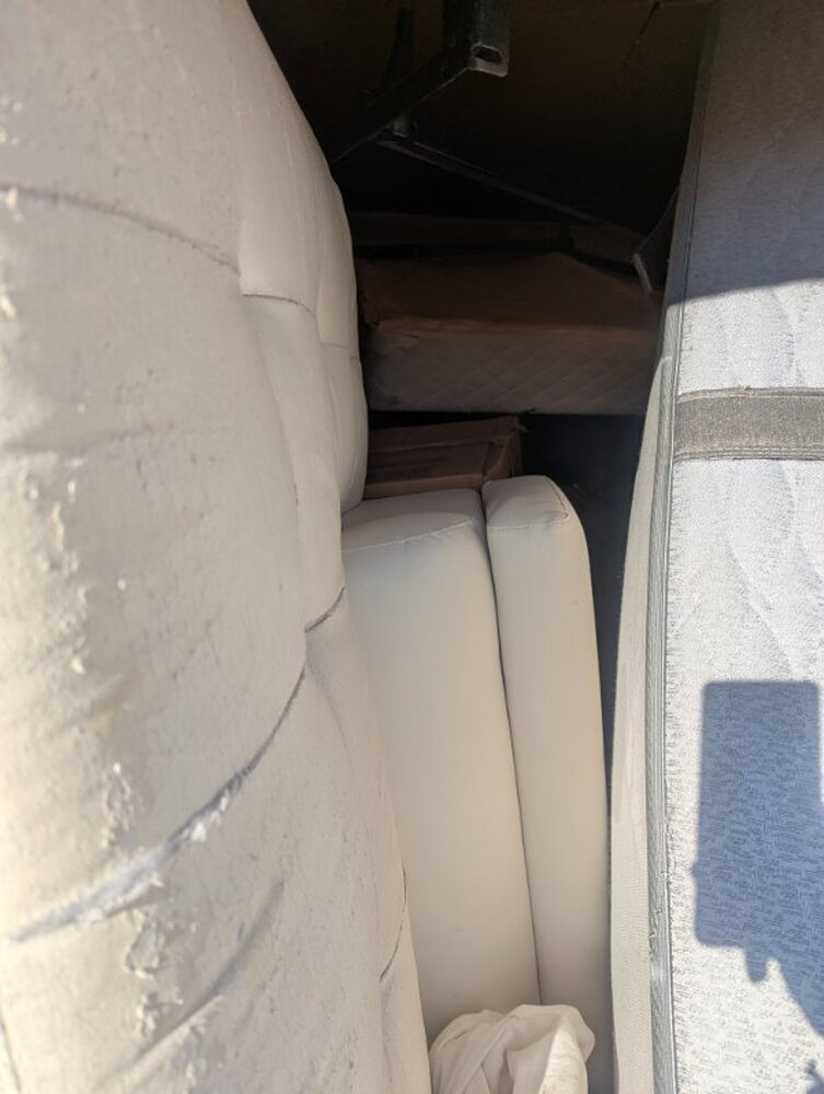 3029 - StorageMart Milton  auction IB-6892