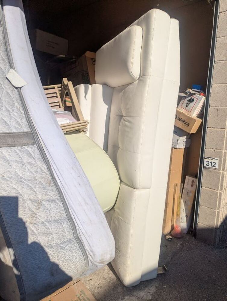 3029 - StorageMart Milton  auction IB-6892 10