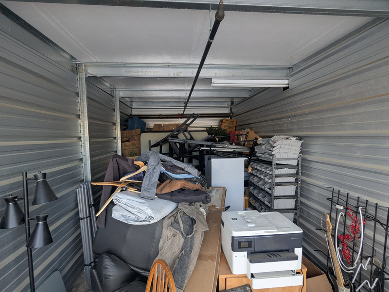 2551 - StorageMart Deerfoot Trail & Yankee Valley  auction IB-5804 20