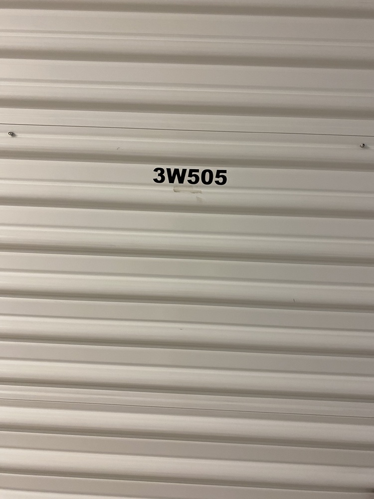 STORExpress - McKeesrocks  auction IB-9423