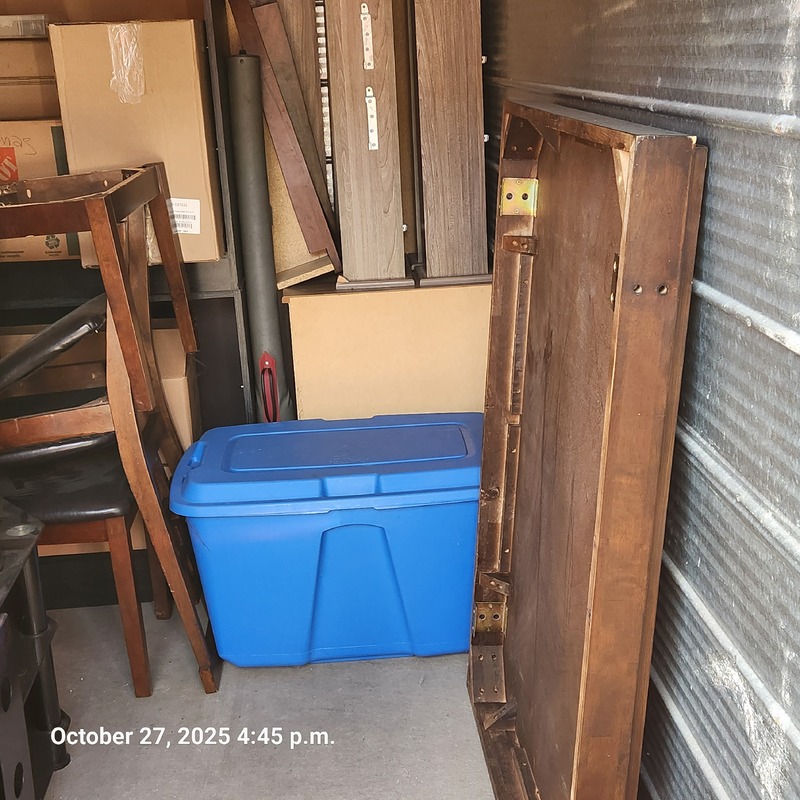 Moving & Storage of Waterloo  auction IB-8274