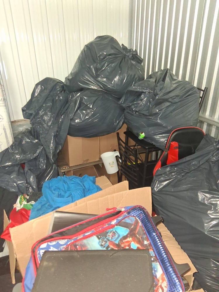 L024 - Depotium Mini-Entrepot - 3555 Boul Cremazie Est -   auction IB-5398