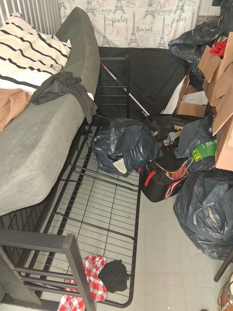 L024 - Depotium Mini-Entrepot - 3555 Boul Cremazie Est -   auction IB-5398 10