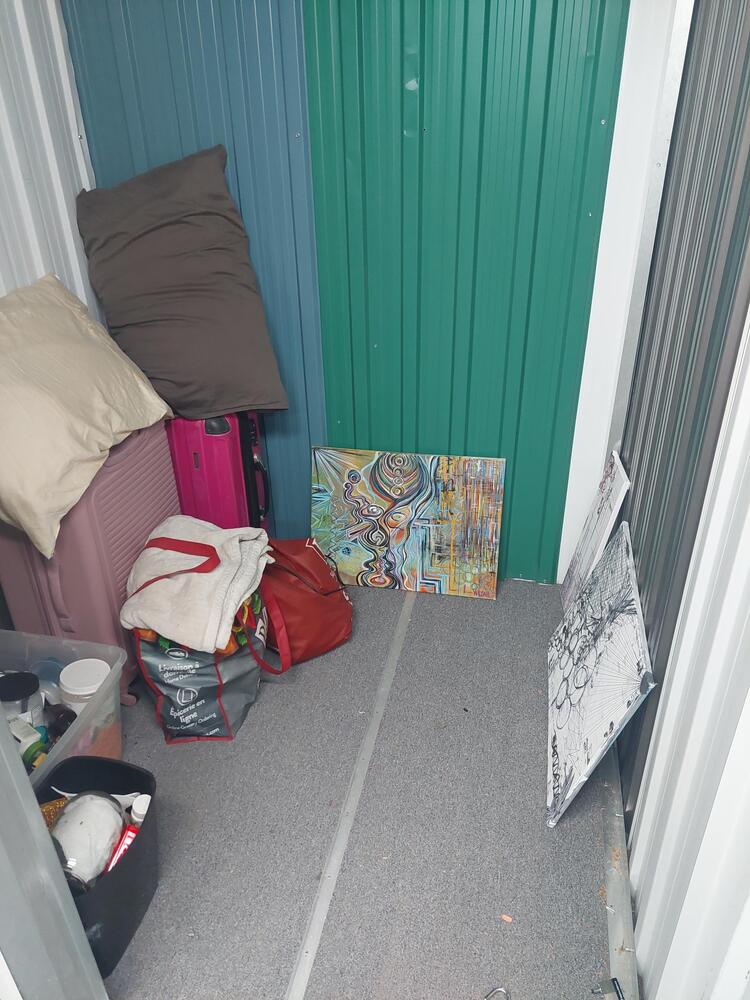 L022 - Depotium Mini-Entrepot - 892 Saint-Paul   auction IB-9623 40